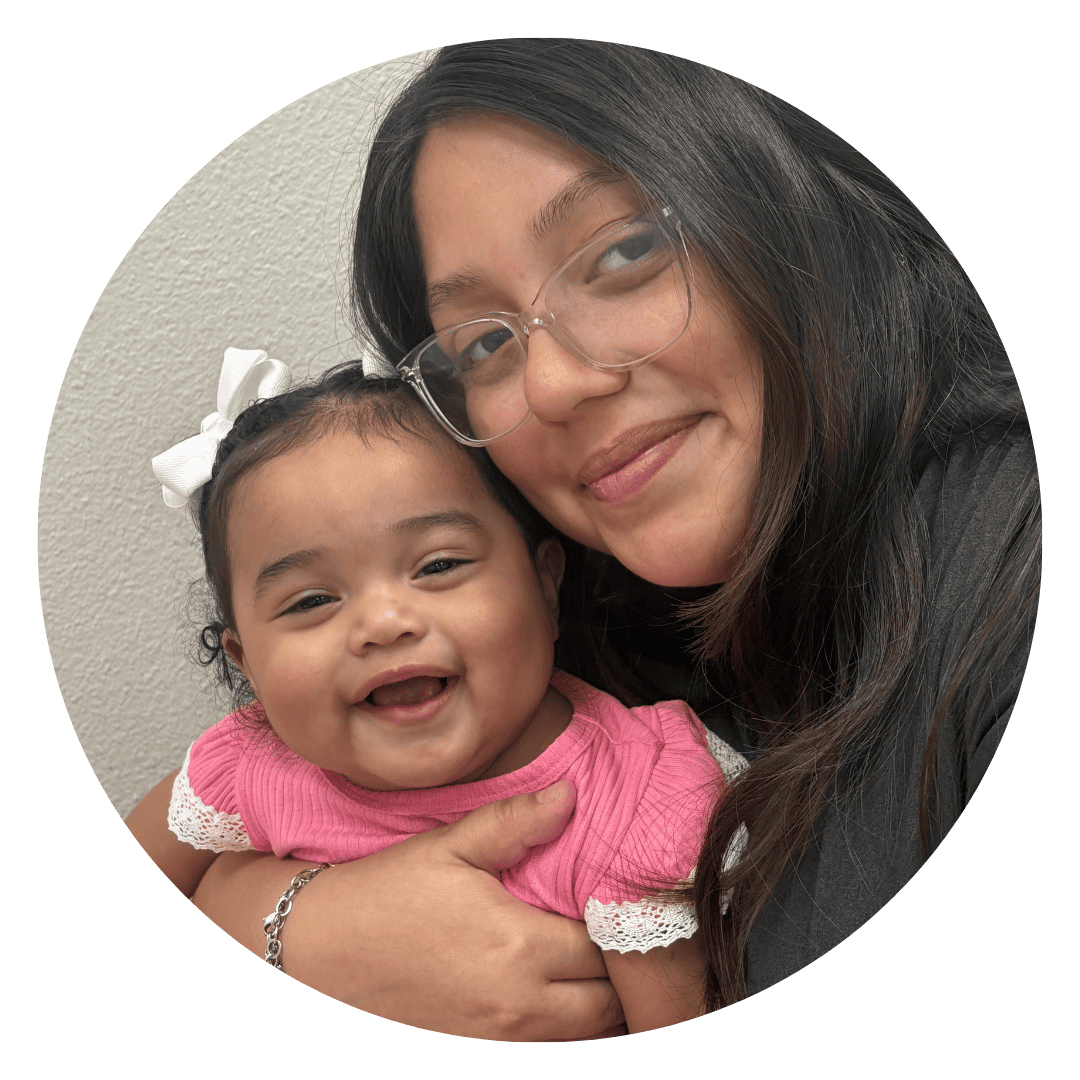 Jeremy Headshot wchangeable background (1)